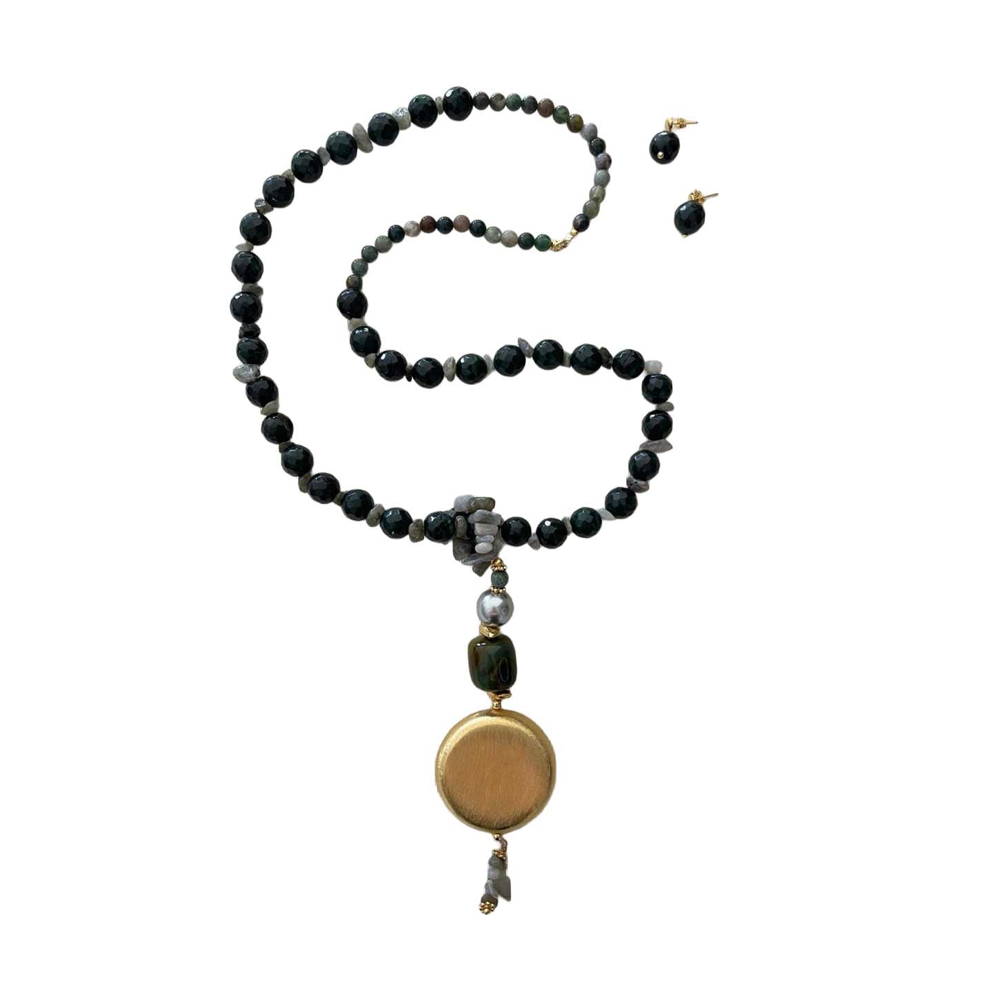 Collar Perlas Nude & Dije Circular