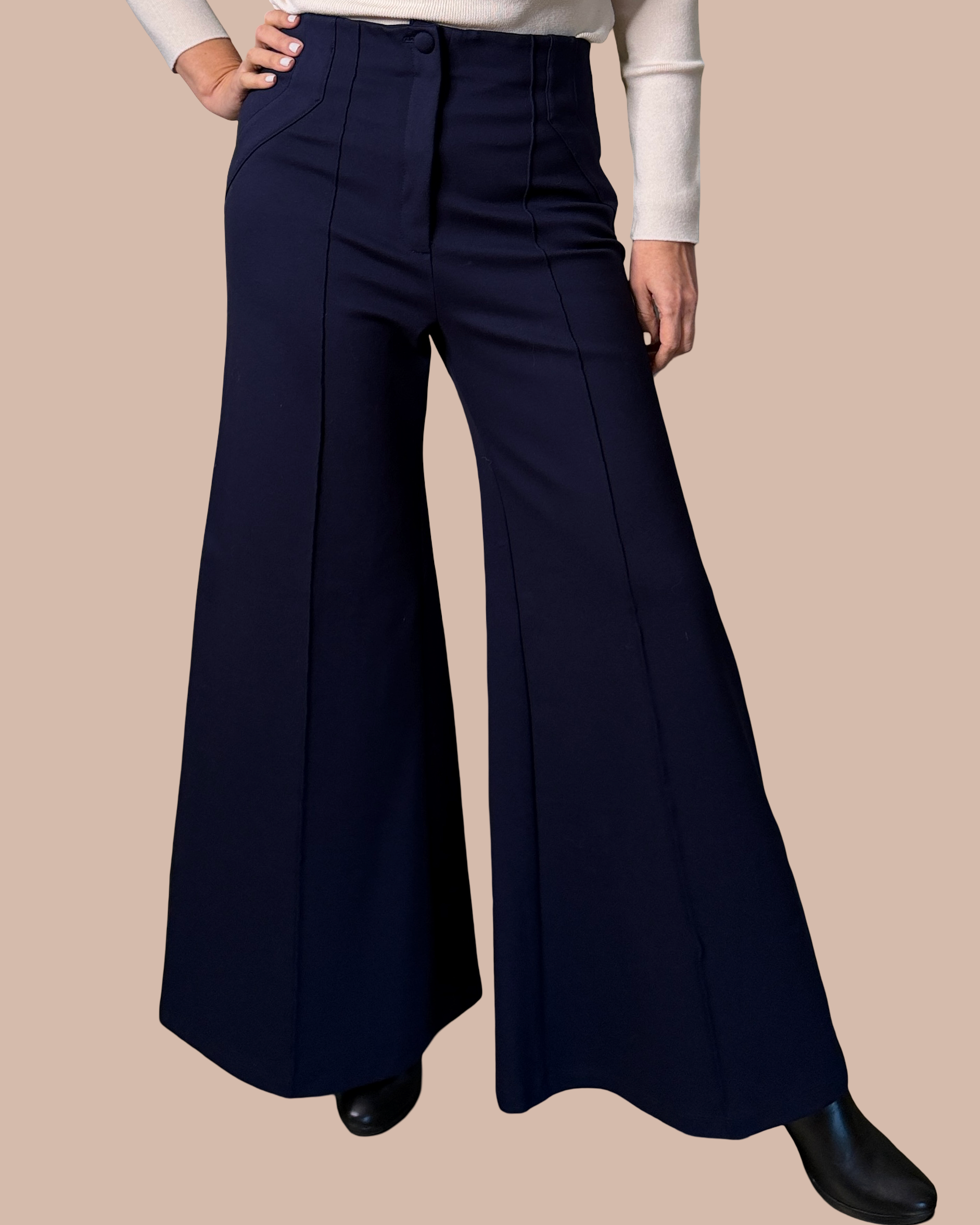 Pantalón Flare Romanos